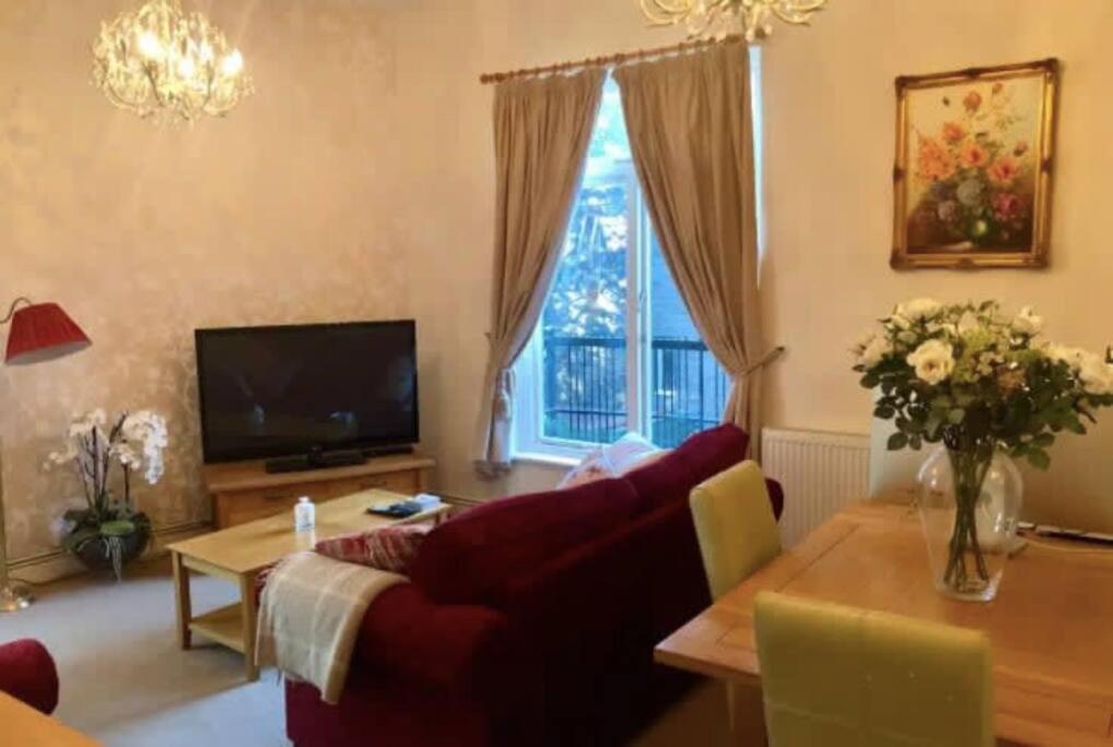 Spacious Apartment In The Heart Of Camden Town Лондон Екстер'єр фото